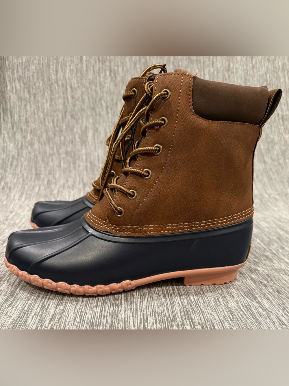 Men's Brown and Navy Waterproof Duck Boots size 8